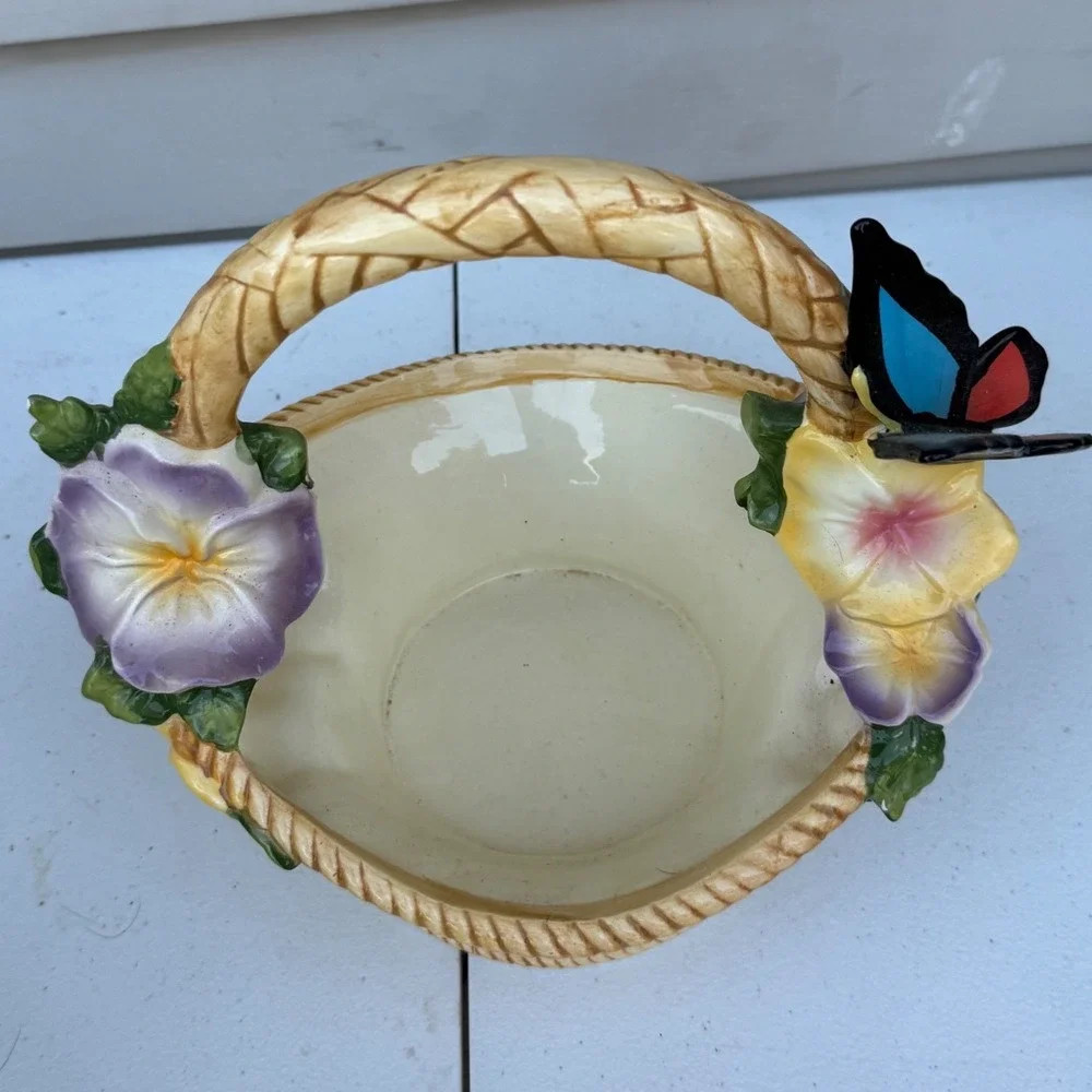 L.R. Ceramic Floral Basket with Butterfly and Pansies Tan Woven Decor 7.5 Inch